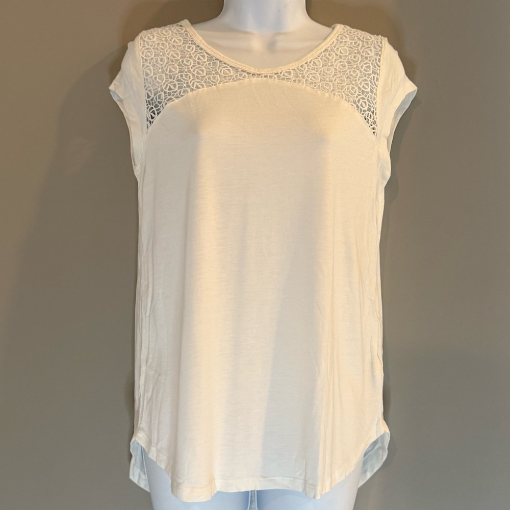 Old Navy Cream Lace Accent Blouse